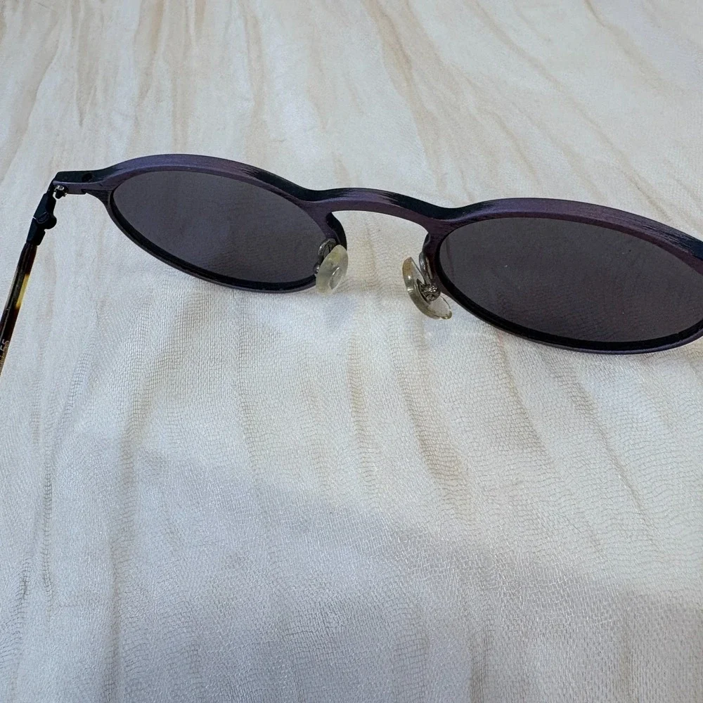Vintage Ellen Tracy Lavender/Metal‎ Distressed Tinted Oval Sunglasses NEW